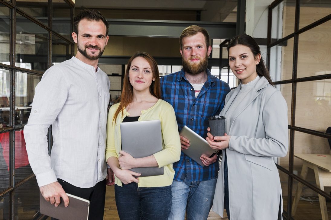 business-owners-casual-freepik Group of business owners illustrate blog "Leveraging Employer Branding to Enhance Your Recruitment Efforts"